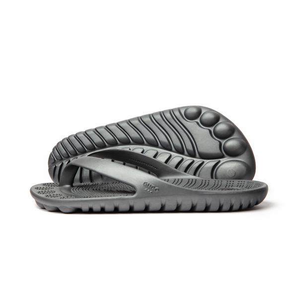 Night Platinum Flip-Flops by GUDO WORLD